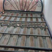 تخت وتشک