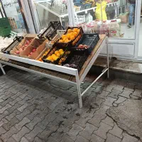 میز میوه فروشی و ترازو و صندل|فروشگاه و مغازه|ماکو, |دیوار