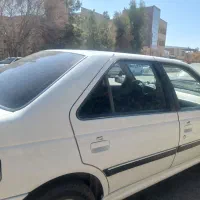 ماشین پارس سفید