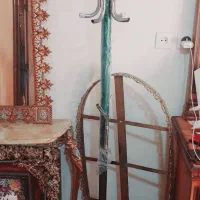 چوب لباسی با کف سنگی|بندرخت و رخت‌آویز|تهران, قصر فیروزه ۲|دیوار