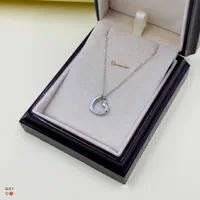 مدال نقره روکش طلا جواهری با تزئین و خرس و گل و...|بدلیجات|تبریز, |دیوار
