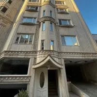 ۹۰ متر‌ تاپ لوکیشن / میدان ۱۰۰ نارمک