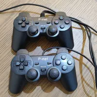 دو عدد دسته بازی کامپیوتر