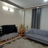 83متری شهرک سیمرغ 300 رهن دارد