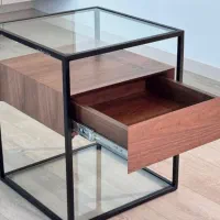 میز کنار مبلی