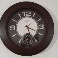 ساعت دیواری در حد نو نو