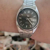 ساعت سیکو 5 پشت شیشه