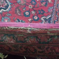 یک جفت قالیچه ی  پشمی یک شکل