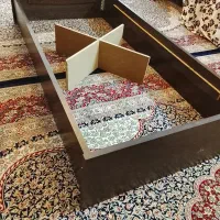 تخت خواب یک نفره