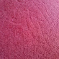 موکت ۱۲ متری قرمز