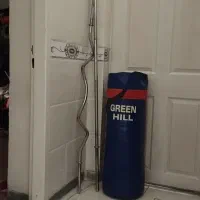 کیسه بوکس  و دوتا میله هالتر