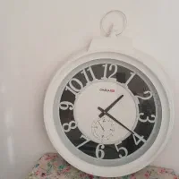 ساعت دیواری ،سالم و تمیز