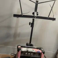 آمپلیفایرFender 10Wبه همراه لوازم دیگر|گیتار، بیس، امپلیفایر|هشتگرد, فاز ۱ مهستان|دیوار