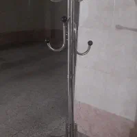 جا لباس ایستاده