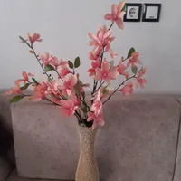 یک دسته گل و یک عدد گل و گلدان نگین دار|گل مصنوعی|کرمانشاه, |دیوار