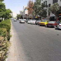 ۴۳ متر مغازه بر اصلی بلوار لاله شرقی