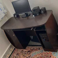 میز کامپیوتر تمیز