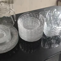 ظرف شیشه ای