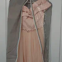 پیراهن نونو|لباس|کبودرآهنگ, |دیوار