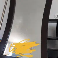 آینه با قاب چوب