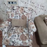 مبل هفت نفره و دستک پرده کاملا سالم وپر بار|مبلمان خانگی و میز عسلی|مشهد, پورسینا|دیوار