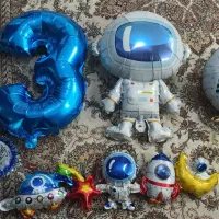 تم فضانورد و عدد سه و کلاه