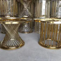 میز لوله ای