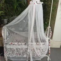 گهواره خارجی|اسباب و اثاث بچه|شیراز, شهرک نیروی انتظامی|دیوار