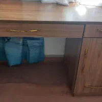 ۲ عدد تخت خواب یکنفر ویک عدد میزتحریر باکس دارسالم|تخت و سرویس خواب|کرج, گلشهر|دیوار