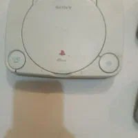 پلی  استیشن وان و دسته های بازی