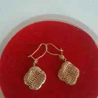 یک جفت گوشواره و انگشتر