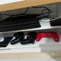 Ps4  به همراه ۳ دسته یک ترابایت