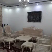 ۴عدد صندلی میز عسلی دوتا فرش ۱۲ متری مبل کلاسیک|فرش|ملایر, |دیوار