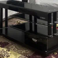میز تلویزیون در حد نو