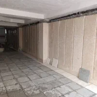 کاشی وسرامیک و سنگ کاری و  موزائیک  انجام می‌دهیم