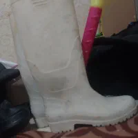 چکمه پلاستیکی