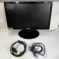 مانیتور و کیس کامل