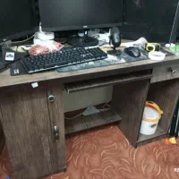 میز کامپیوتر