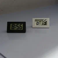 ساعت تزئینی خودرو