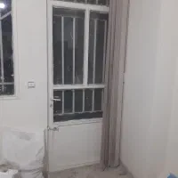 فروش ۳ عدد پنجره و یک عدد درب آهنی|مصالح و تجهیزات ساختمان|اراک, |دیوار