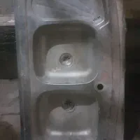 سینک دوقلوی نسبتا نو و استفاده نشده