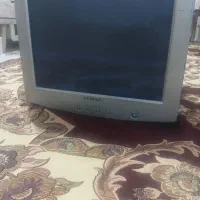 مانیتور سالم تمیز