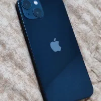 آیفون 13 به همراه شارژر