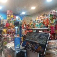 خانم جهت کار در فروشگاه مواد غذایی