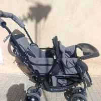 کالسکه دو قلو