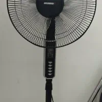 پنکه ایستاده بدون خط و خش