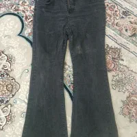 شلوار لی دمپا سالم فقد ۱۰۰ تومن مفت|لباس|قم, محمد آباد|دیوار