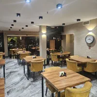 کمک اشپز و امور اشپزخانه باتجربه