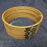 قاب چوبی گلدوزی