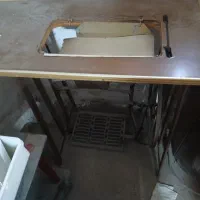 پایه چرخ خیاطی قدیمی ۸۰ ساله|کلکسیون اشیاء عتیقه|مشهد, آبکوه|دیوار